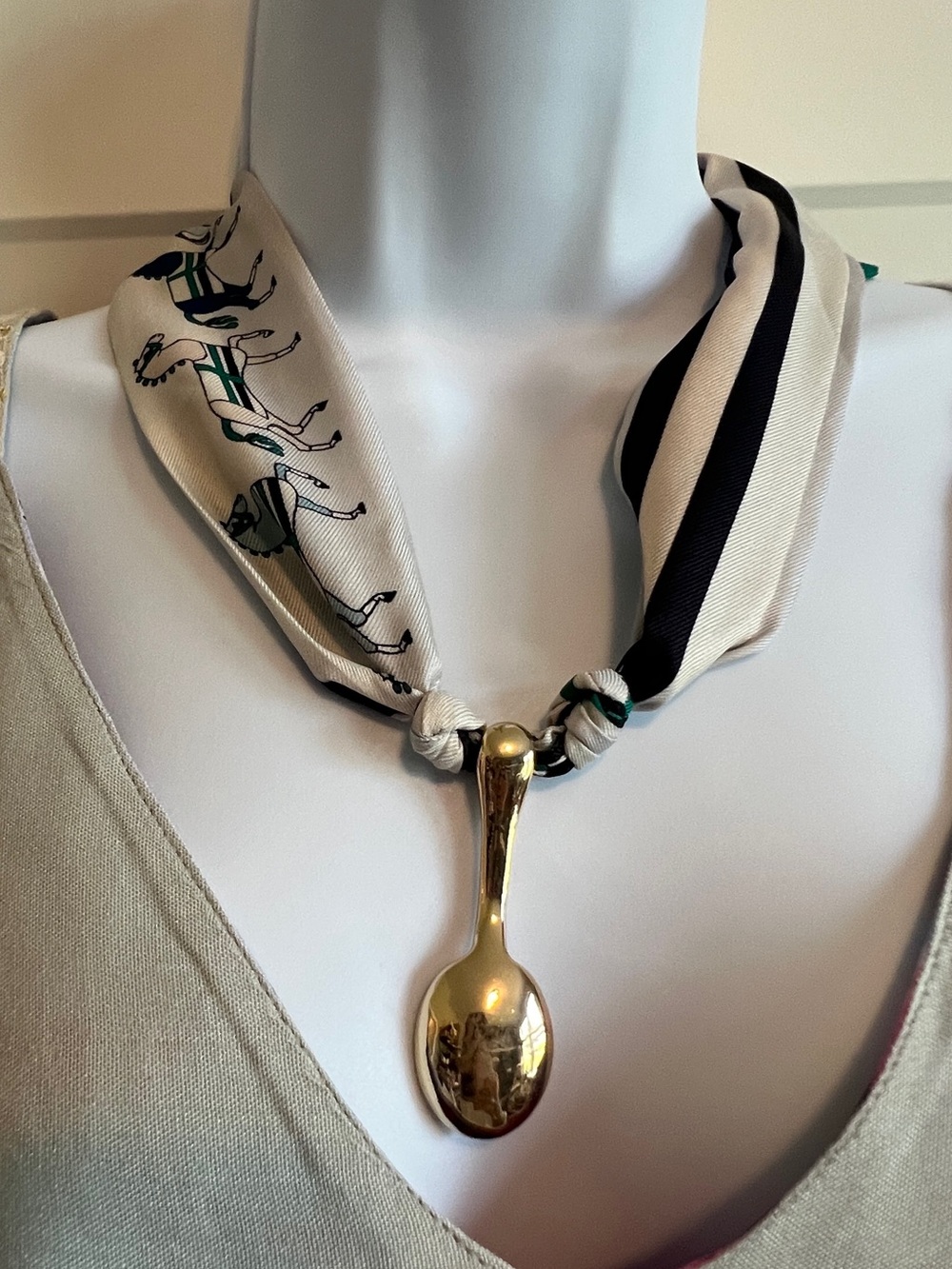 ARATTA NWOT Scarf Spoon Necklace